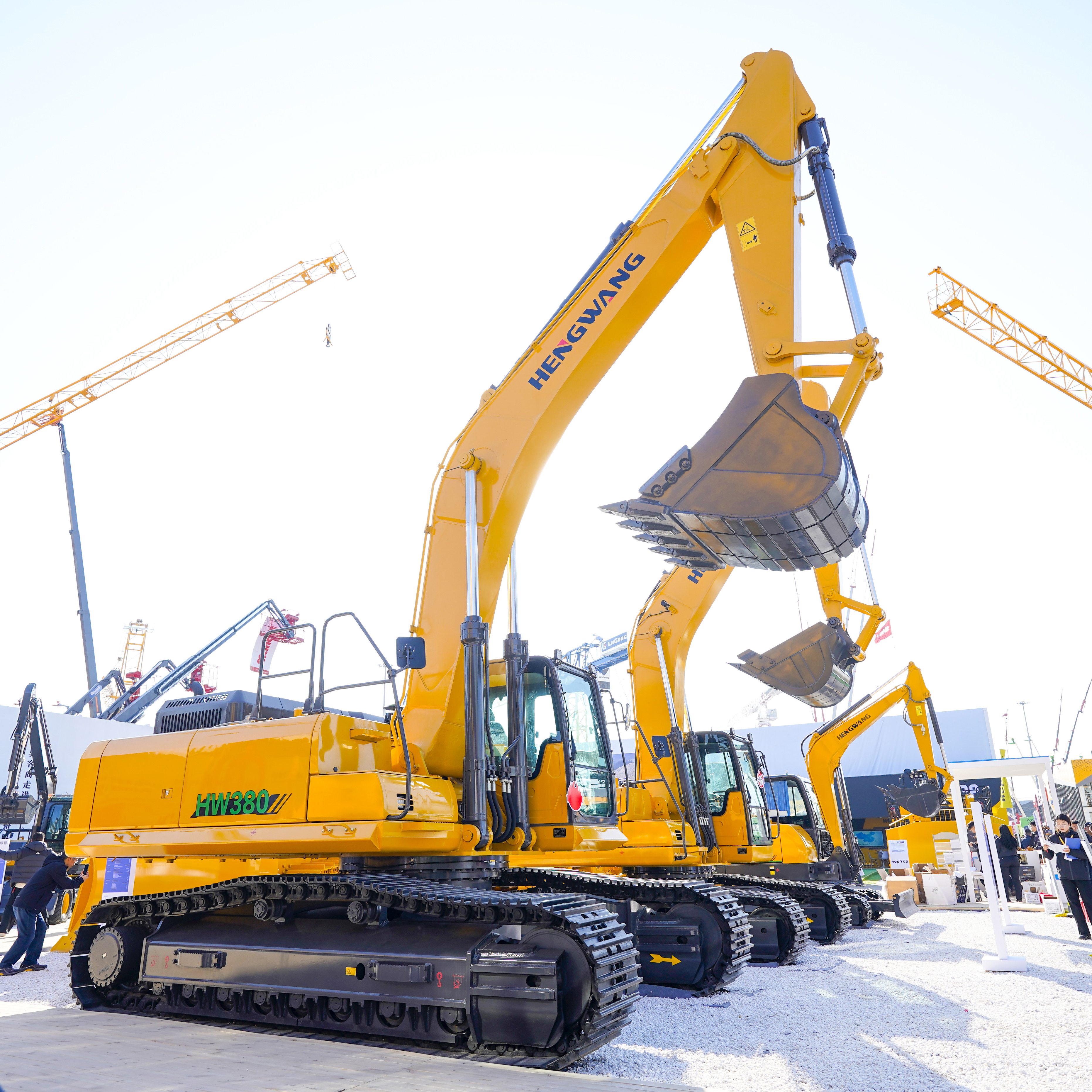 37 ton Large Crawler Excavator - Heavy Equipment In Construction のレビューと価格